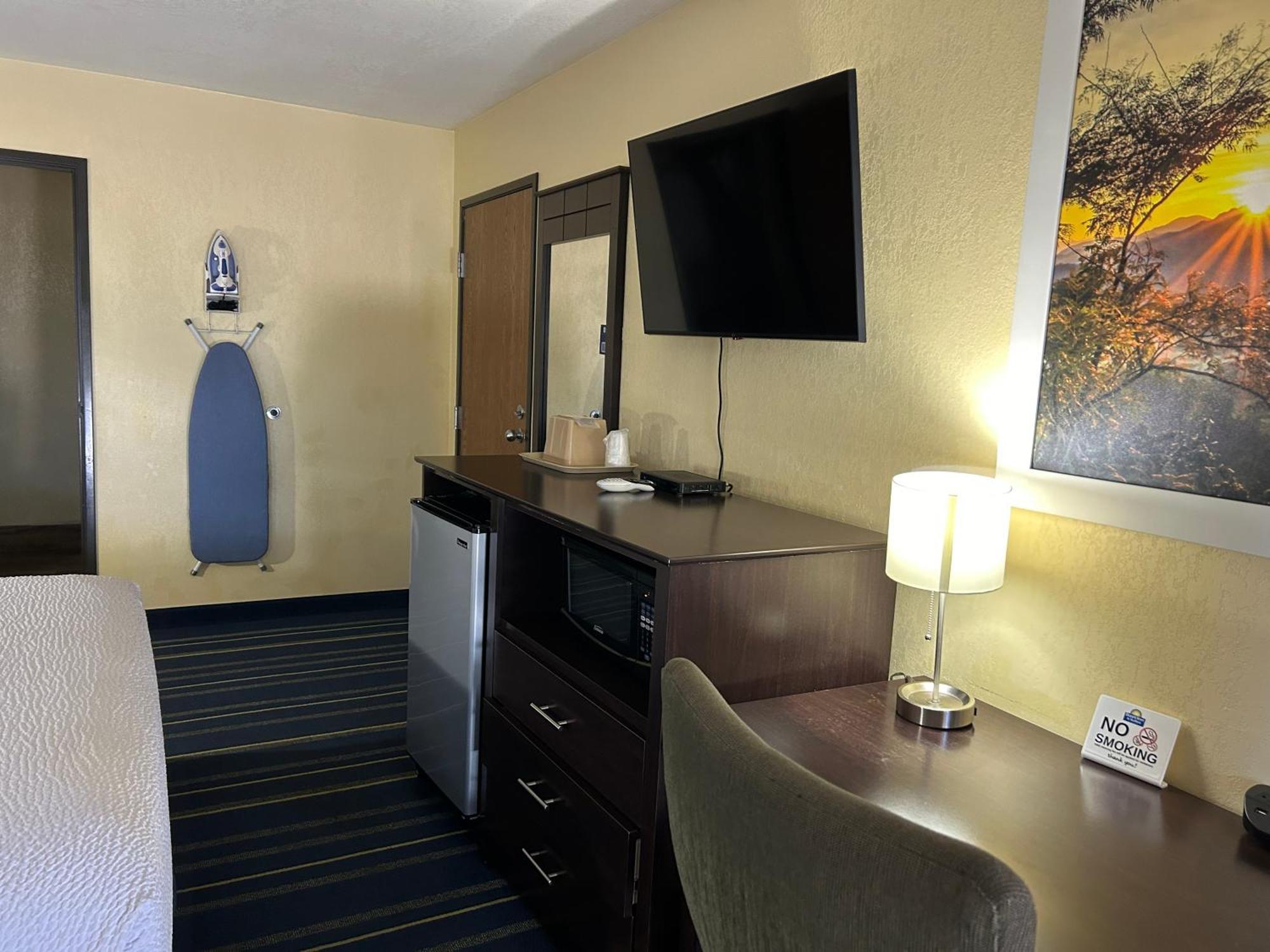 Days Inn By Wyndham Holbrook Exterior foto